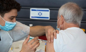 Israel là quốc gia đầu tiên triển khai tiêm mũi thứ 4 vaccine ngừa COVID-19