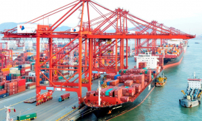 Việt Nam nhập siêu 1,31 tỷ USD trong nửa đầu tháng 4/2021