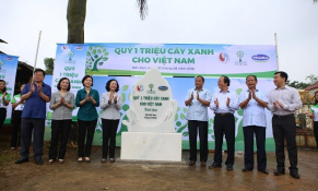 Gần 320.000 cây giống được vinamilk trao tặng cho người dân để làm kinh tế và trồng rừng