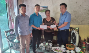 Văn phòng quản lý đường bộ I.6 tổ chức thăm hỏi nhân dịp 76 năm ngày Thương binh - Liệt sĩ
