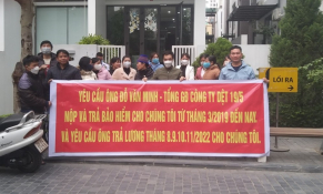 Cận tết, nhóm công nhân Hà Nam thuộc Công ty Dệt 19/5 Hà Nội 'khăn gói' kéo nhau lên Hà Nội để đòi lương 
