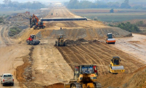 Bộ Xây dựng liên tiếp ban hành 3 văn bản tháo gỡ khó khăn về định mức, vật liệu cho các công trình giao thông trọng điểm