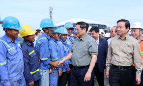 Thủ tướng Chính phủ kiểm tra các công trình, dự án giao thông trọng điểm tại Đồng bằng sông Cửu Long