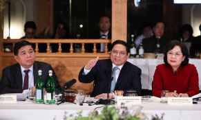 Thủ tướng: Lập tổ tư vấn quốc tế xây dựng trung tâm tài chính tại Việt Nam