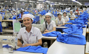 Nghiên cứu dùng kinh phí công đoàn hỗ trợ người lao động mất việc dịp Tết