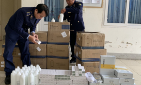 Quảng Bình: Cục quản lý thị trường thực hiện đồng bộ các giải pháp chống buôn lậu, gian lận thương mại và hàng giả trong dịp Tết 2024