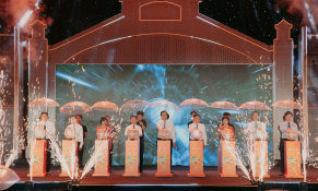  Hút khách du lịch đến Hà Nội thông qua lễ hội quà tặng