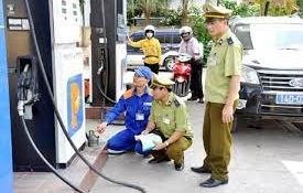 Bộ Công Thương thành lập và cử 3 đoàn công tác kiểm tra kinh doanh xăng dầu