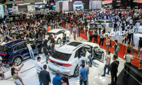 Cuộc đổi ngôi ngoạn mục của thị trường ô tô