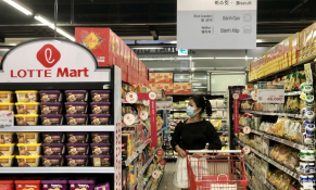 Du lịch lữ hành tăng trưởng 4 con số, bán lẻ hàng hóa dần bắt kịp tốc độ tăng trước khi xảy ra đại dịch