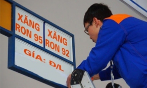 Giá xăng giữ nguyên, giá dầu tăng nhẹ