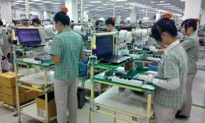 Việt Nam nhập siêu trở lại trong nửa đầu tháng 7