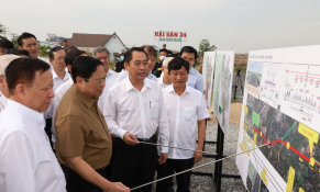 Thủ tướng khảo sát các công trình giao thông trọng điểm tại Bình Dương