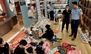 TP. HCM: Phát hiện nhiều sản phẩm nghi giả thương hiệu nổi tiếng tại cửa hàng 'TRANG NEMO STYLE'