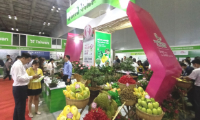 Nhiều doanh nghiệp, địa phương quảng bá sản phẩm tại HortEx Vietnam 2023