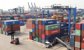 Hải quan TP. HCM: Đối thoại, tháo gỡ vướng mắc cho hơn 300 doanh nghiệp xuất nhập khẩu