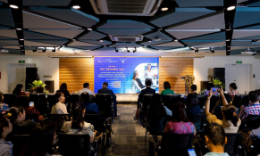 Trí tuệ nhân tạo AI tạo cơ hội và thách thức cho lao động, lãnh đạo nữ trong doanh nghiệp tư nhân