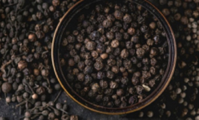 Giá tiêu giảm theo mùa vụ, xuất khẩu vẫn tăng trưởng mạnh