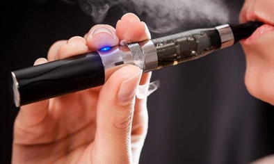 Hút thuốc lá điện tử phạt đến 5 triệu, chứa chấp phạt đến 10 triệu đồng