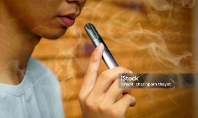 Tỷ lệ trẻ em sử dụng thuốc lá điện tử gấp 9 lần người lớn