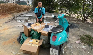 Hà Nội: Thu giữ hơn 2.500 bao thuốc lá ngoại nhập lậu, thu giữ tang vật gần 40 triệu đồng