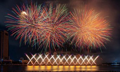 Đêm thi thứ 2 DIFF 2025: Việt Nam vang khúc ca tự hào, Ba Lan kể câu chuyện thần thoại 