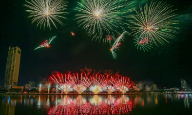 DIFF đêm 3: Canada ma thuật, Trung Quốc 'du ký' bằng ánh sáng