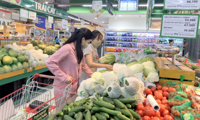 Thị trường mùng 2 Tết Bính Ngọ: Bản lĩnh điều tiết và tín hiệu vui từ sức mua