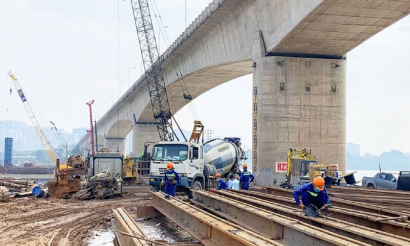 Đầu tư công là động lực cho tăng trưởng hai con số