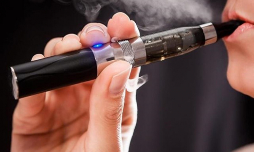 Hút thuốc lá điện tử phạt đến 5 triệu, chứa chấp phạt đến 10 triệu đồng