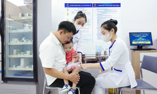 Vắc xin phòng tay chân miệng đầu tiên dành cho trẻ nhỏ có mặt tại Việt Nam